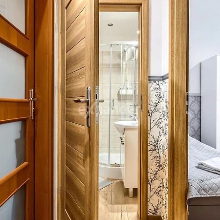 Luksusowy Gaj Apartament By Apartamenty Na Dni Вроцлав Екстер'єр фото